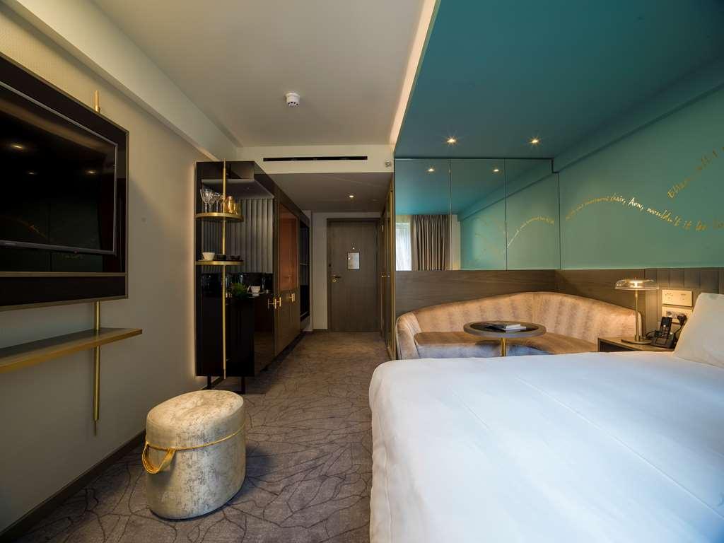Middle Eight - Covent Garden - Preferred Hotels And Resorts London Room photo Deluxe Room