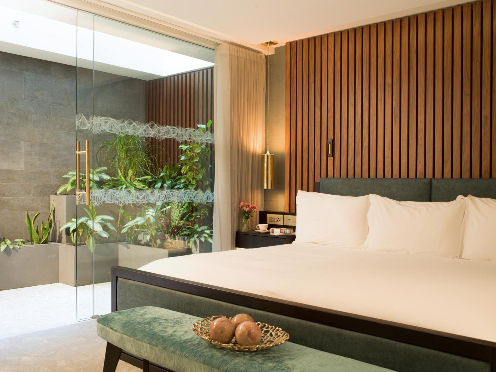 Middle Eight - Covent Garden - Preferred Hotels And Resorts London Exterior photo A bedroom at The Park, Hyderabad